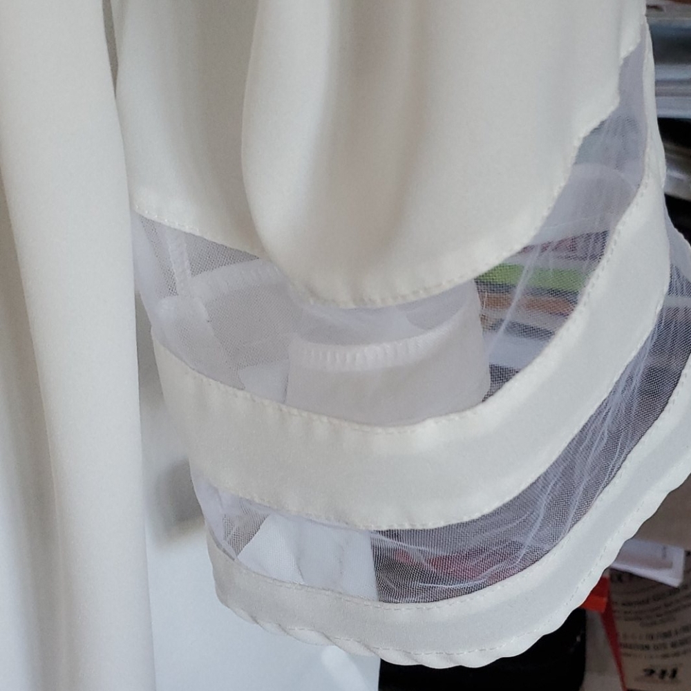 Blouse - Picture 4 of 5